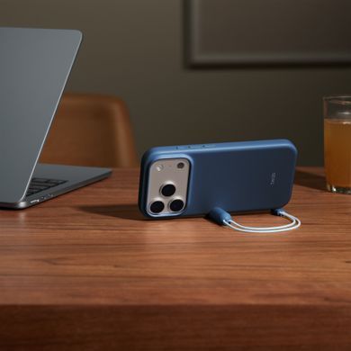 Чехол Beats iPhone 17 Pro Kickstand Case with MagSafe and Camera Control &ndash; Bedrock Blue (MGTP4)